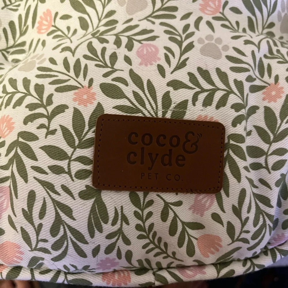 Dog bed